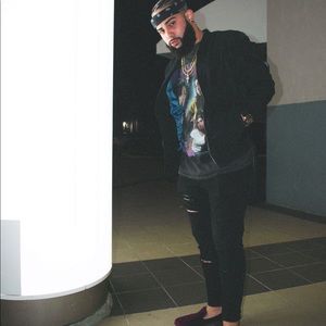 Meet your Posher, Adrian